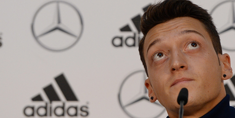 Ozil Ingin Jadi Legenda Jerman Ozil Ingin Jadi Legenda Jerman