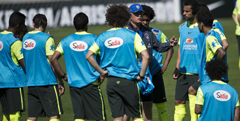 Scolari Kecewa Dengan Sesi Latihan Brasil Scolari Kecewa Dengan Sesi Latihan Brasil