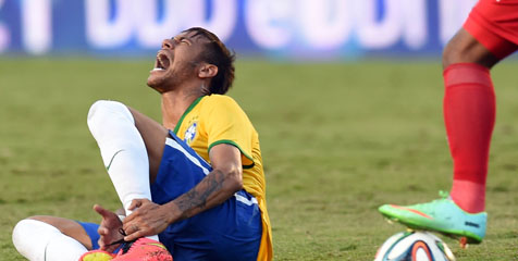 Pele Anggap Neymar Bermasalah Pele Anggap Neymar Bermasalah