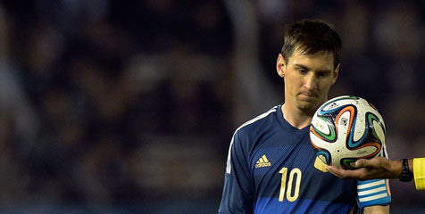 Messi Terhormat Bermain untuk Argentina Messi Terhormat Bermain untuk Argentina