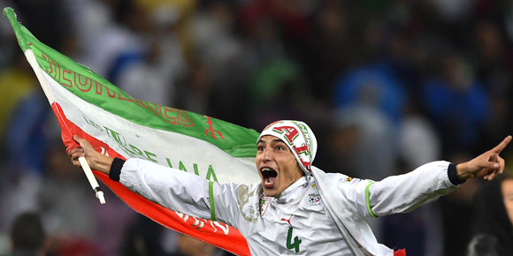 Top Shots: Aljazair 2-1 Rumania Top Shots: Aljazair 2-1 Rumania