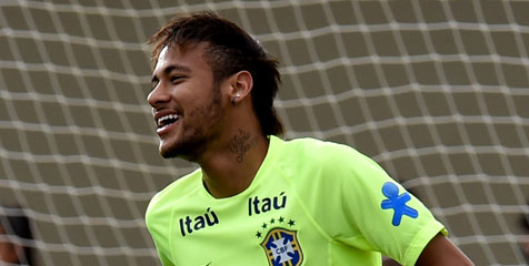 Fernandinho Sanjung Kualitas Neymar Fernandinho Sanjung Kualitas Neymar