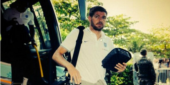 Tiba di Brasil, Inggris Dikawal Ketat Militer