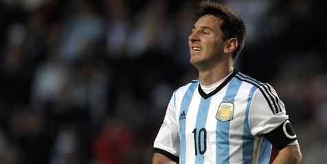 Ronaldo: Untuk Jadi Yang Terbaik, Messi Tak Perlu Piala Dunia