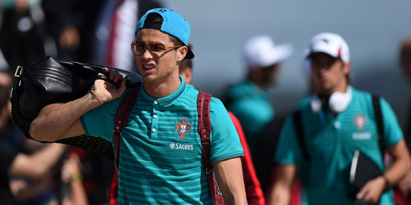 Skuat Portugal Injakkan Kaki di Negeri Samba Skuat Portugal Injakkan Kaki di Negeri Samba