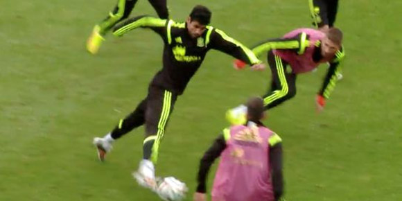 Casillas Gagalkan Peluang Emas Diego Costa Casillas Gagalkan Peluang Emas Diego Costa