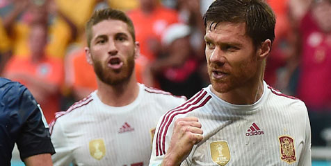 Xabi Alonso, Antara Penalti dan Rizzoli Xabi Alonso, Antara Penalti dan Rizzoli