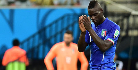 Sukses Bekuk Inggris, Balotelli Ingin Tetap Membumi Sukses Bekuk Inggris, Balotelli Ingin Tetap Membumi