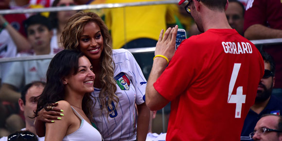 Galeri Suporter: Inggris vs Italia Galeri Suporter: Inggris vs Italia