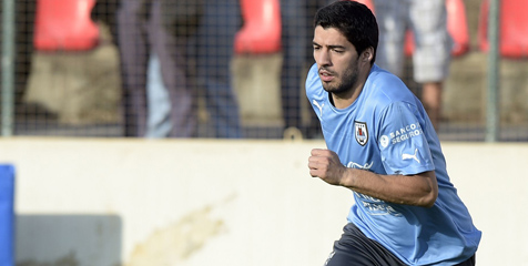 Suarez Tak Terima Disebut Tukang Diving Suarez Tak Terima Disebut Tukang Diving