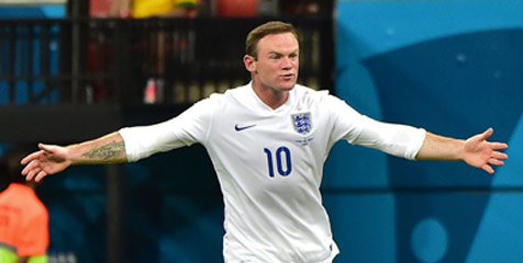 Shearer: Mainkan Rooney di Tengah atau Tidak Sama Sekali Shearer: Mainkan Rooney di Tengah atau Tidak Sama Sekali