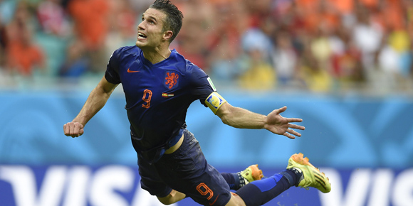 Demam 'Persieing', Ketika Sundulan RVP Menginspirasi Dunia Demam 'Persieing', Ketika Sundulan RVP Menginspirasi Dunia