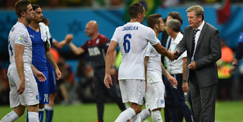 Maradona Puji Strategi Hodgson Lawan Italia Maradona Puji Strategi Hodgson Lawan Italia