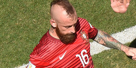Pepe Diusir, Meireles Acungkan Jari Hina Wasit? Pepe Diusir, Meireles Acungkan Jari Hina Wasit?