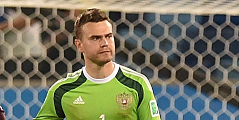 Kerzhakov: Jangan Soroti Blunder Akinfeev Kerzhakov: Jangan Soroti Blunder Akinfeev