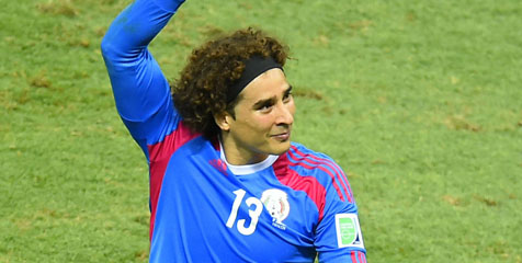 Ochoa Nodai Rekor Keperkasaan Brasil Ochoa Nodai Rekor Keperkasaan Brasil