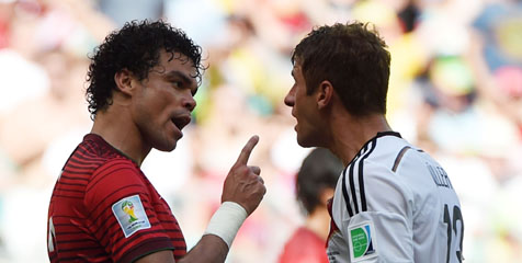Maradona: Pepe Bertindak Bodoh Maradona: Pepe Bertindak Bodoh