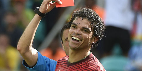 Scholes: Tindakan Pepe Benar-benar Lelucon Scholes: Tindakan Pepe Benar-benar Lelucon