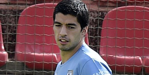 King: Semoga Suarez Tidak Bugar King: Semoga Suarez Tidak Bugar