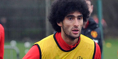 Fellaini Siap Rebut Hati Louis van Gaal Fellaini Siap Rebut Hati Louis van Gaal