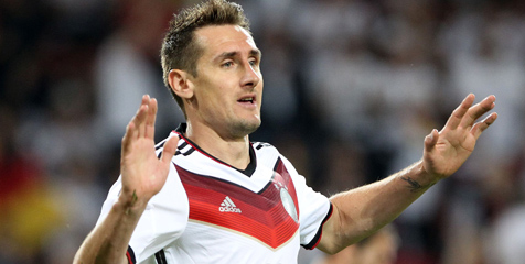 Klose Merendah Menghadapi Pujian Klose Merendah Menghadapi Pujian