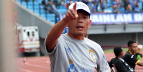 Persiba Optimis Lolos Degradasi dan Menembus Empat Besar Persiba Optimis Lolos Degradasi dan Menembus Empat Besar