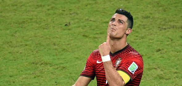 Jelang Hadapi AS, Ronaldo Isengi Presenter TV Jelang Hadapi AS, Ronaldo Isengi Presenter TV