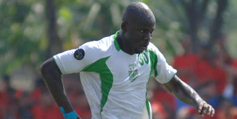 Persebaya Bantah Istimewakan Pacho dan OK John
