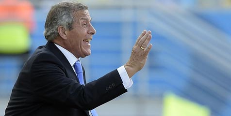 Pelatih Uruguay Anggap Suarez Jadi Korban Media Pelatih Uruguay Anggap Suarez Jadi Korban Media