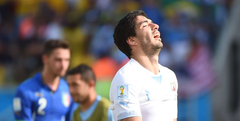 Hollyfield Ikut Komentari Gigitan Suarez Hollyfield Ikut Komentari Gigitan Suarez