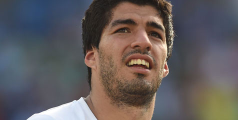 Suarez Berulah, Liverpool Bungkam 