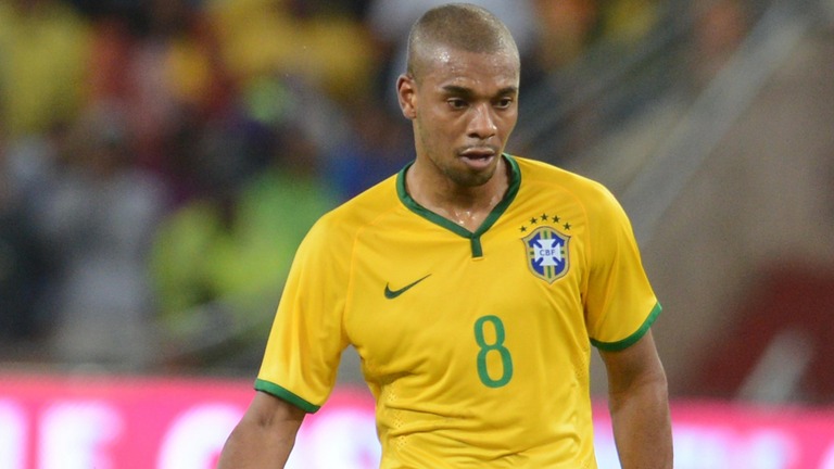 Pindah ke Man City Buat Fernandinho Merasakan Piala Dunia Pindah ke Man City Buat Fernandinho Merasakan Piala Dunia