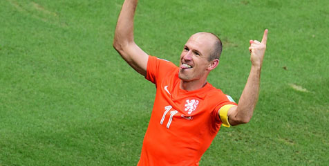 Ini Alasan Robben Serahkan Penalti pada Huntelaar