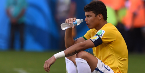 Fobia Adu Penalti, Thiago Silva Ogah Jadi Eksekutor Fobia Adu Penalti, Thiago Silva Ogah Jadi Eksekutor