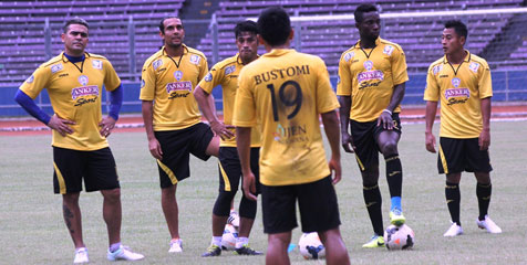 Ramadan, Arema Cronus Lebih Pilih Latihan Malam Ramadan, Arema Cronus Lebih Pilih Latihan Malam