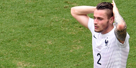 Media Prancis Kompori Kepindahan Debuchy ke Arsenal Media Prancis Kompori Kepindahan Debuchy ke Arsenal