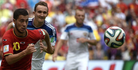 Hazard: Saya Belum Selevel Messi 