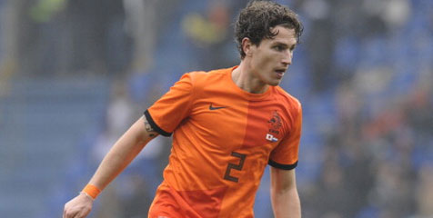 Janmaat Tak Ingin Dicadangkan Van Gaal Lagi Janmaat Tak Ingin Dicadangkan Van Gaal Lagi