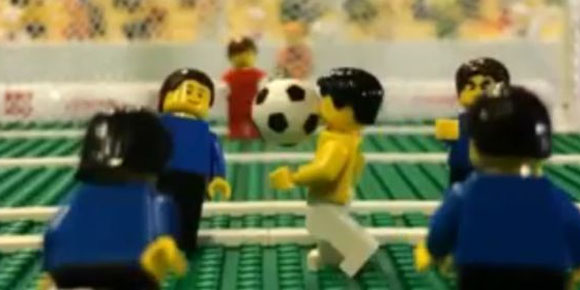 Reka Ulang Gol Indah James Rodriguez Melalui LEGO Reka Ulang Gol Indah James Rodriguez Melalui LEGO