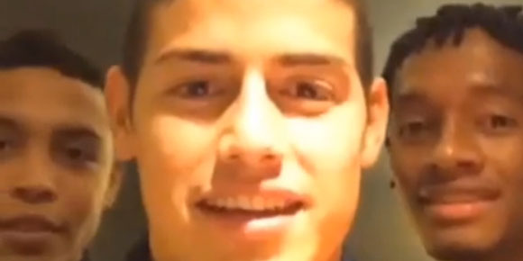 Video: James Rodriguez Kerjai Rekan Setim di Kolombia Video: James Rodriguez Kerjai Rekan Setim di Kolombia