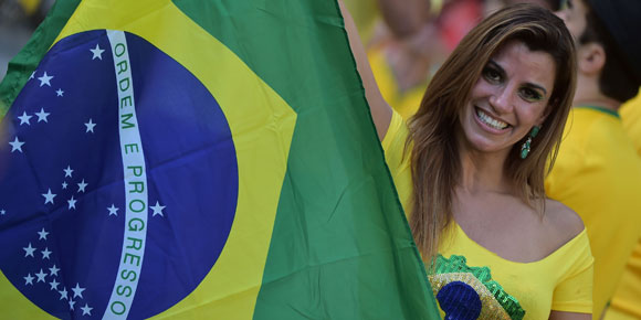 Galeri Suporter: Brasil vs Kolombia