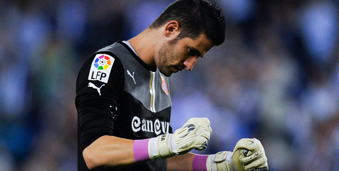 Wenger Juga Incar Kiko Casilla Wenger Juga Incar Kiko Casilla