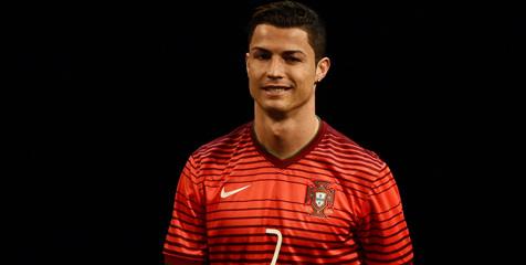 Ronaldo Umumkan Koleksi T-Shirt CR7 Ronaldo Umumkan Koleksi T-Shirt CR7