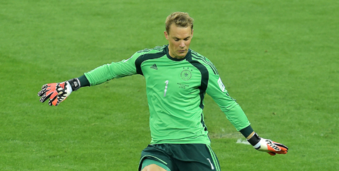 Hamann Nominasikan Neuer untuk Bola Emas Hamann Nominasikan Neuer untuk Bola Emas