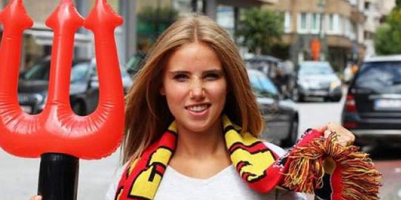 Mencuat di Brasil 2014, Gadis Aduhai Ini Dikontrak Jadi Bintang Iklan