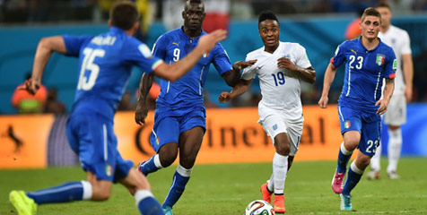 Sterling Ambil Pelajaran Berharga Dari Piala Dunia 2014 Sterling Ambil Pelajaran Berharga Dari Piala Dunia 2014