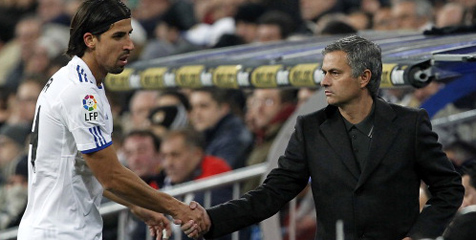 Mourinho Coba Jegal Kepindahan Khedira ke Arsenal Mourinho Coba Jegal Kepindahan Khedira ke Arsenal