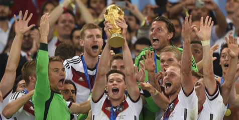 Jerman Juara, Pesepakbola Dunia Ramai-Ramai Berikan Selamat Jerman Juara, Pesepakbola Dunia Ramai-Ramai Berikan Selamat