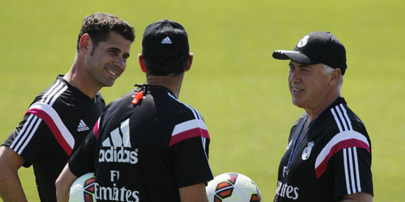 Galeri: Aksi Hierro dan Latihan Perdana Real Madrid Galeri: Aksi Hierro dan Latihan Perdana Real Madrid