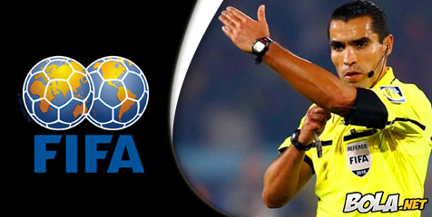 Wasit 'Gigitan Suarez' Pensiun Wasit 'Gigitan Suarez' Pensiun